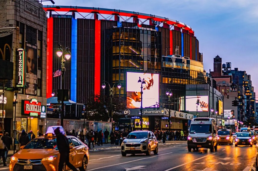 Madison Sqaure Garden UMG