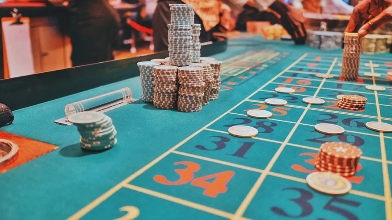 The Hidden Economy of Sweepstakes Casinos: Winners, Losers, and What’s at Stake - Why are they booming?
